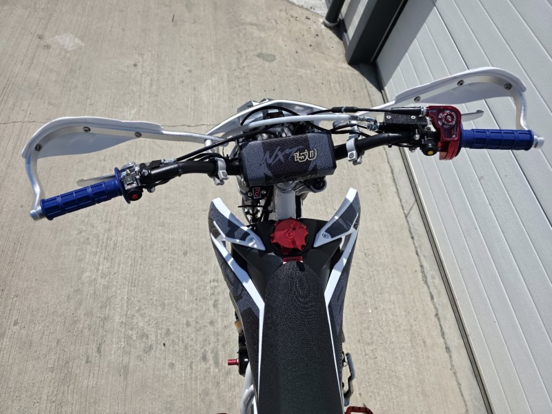 MOTOCICLETA CROSS ENDURO OFFROAD BARTON NXT150 CC 4T (ROTI 19" - 16") NEGRU/GOLD MODEL 2026