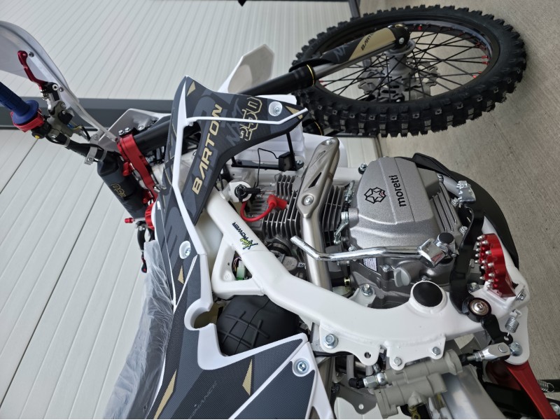 CROSS/ENDURO OFFROAD BARTON NXT250L CC 4T (ROTI 21" - 18") NEGRU/GOLD MODEL 2026