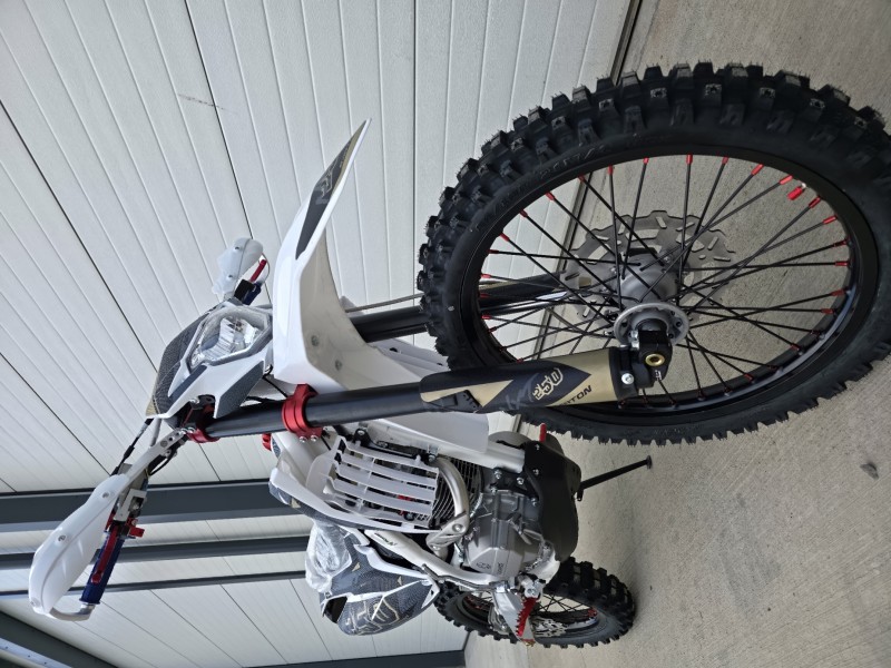 CROSS/ENDURO OFFROAD BARTON NXT250L CC 4T (ROTI 21" - 18") NEGRU/GOLD MODEL 2026