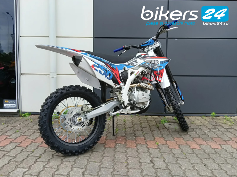 MOTOCICLETA CROSS ENDURO OFFROAD BARTON NXT250L CC 4T (ROTI 21" - 18") NEGRU/ALBASTRU/ROSU MOTOCICLETA CROSS ENDURO OFFROAD BARTON NXT250L CC 4T (ROTI 21" - 18") NEGRU/ALBASTRU/ROSU