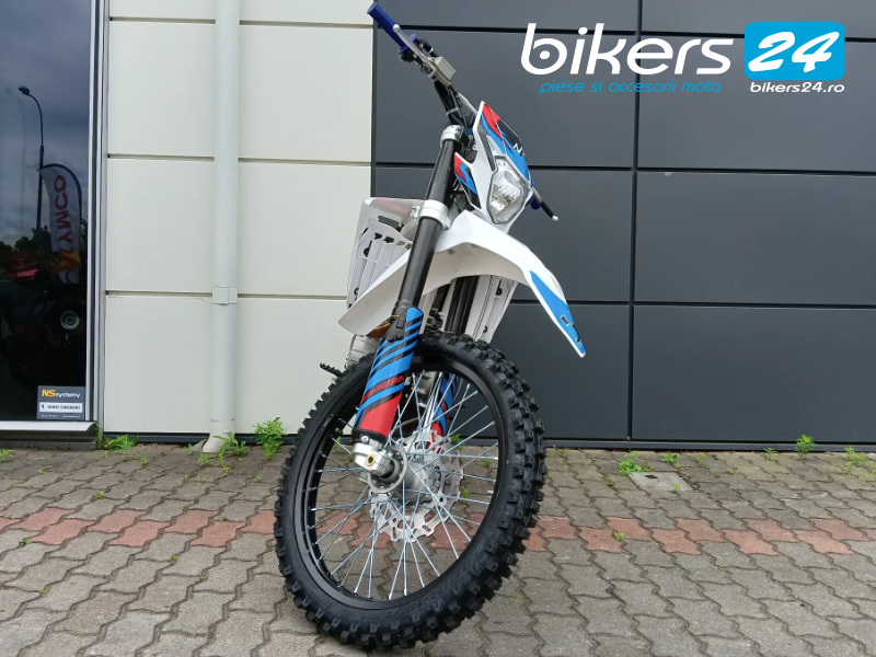 MOTOCICLETA CROSS ENDURO OFFROAD BARTON NXT250L CC 4T (ROTI 21" - 18") NEGRU/ALBASTRU/ROSU MOTOCICLETA CROSS ENDURO OFFROAD BARTON NXT250L CC 4T (ROTI 21" - 18") NEGRU/ALBASTRU/ROSU