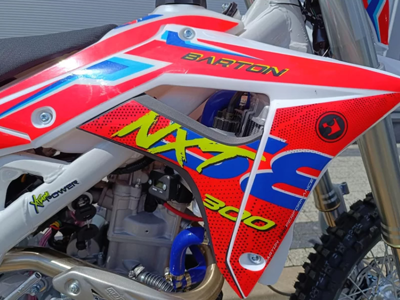MOTOCICLETA CROSS ENDURO OFFROAD BARTON NXT300 CC 4T (ROTI 21" - 18") ROSU/ALBASTRU MOTOCICLETA CROSS ENDURO OFFROAD BARTON NXT300 CC 4T (ROTI 21" - 18") ROSU/ALBASTRU
