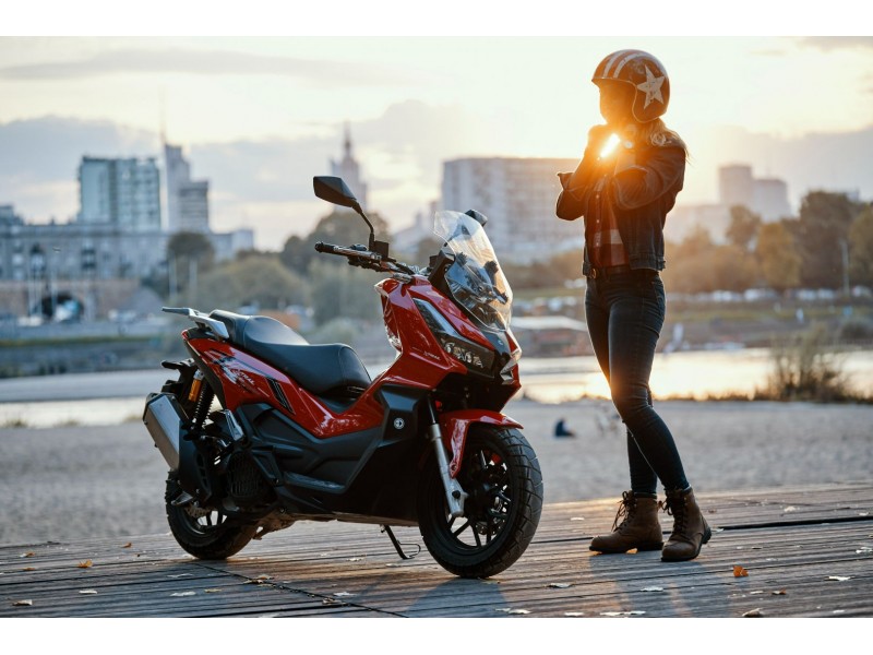SCUTER BARTON X-TRAIL ABS 125 CC (rosu) SCUTER BARTON X-TRAIL ABS 125 CC (rosu)