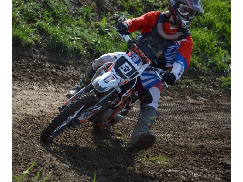 MOTOCICLETA CROSS ENDURO OFFROAD KAYO TT140 CC 4T (ROTI 17" - 14") MOTOCICLETA CROSS ENDURO OFFROAD KAYO TT140 CC 4T (ROTI 17" - 14")
