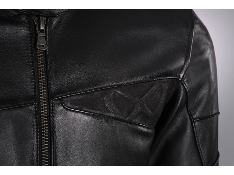 Geaca (jacheta) motociclete femei Racing/Roadster Ixon All season model Ilana LS culoare: negru/alb Geaca (jacheta) motociclete femei Racing/Roadster Ixon All season model Ilana LS culoare: negru/alb