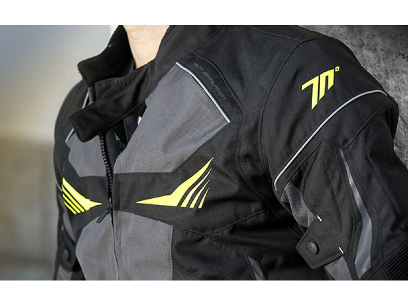 Geaca (jacheta) motociclete femei Racing/Roadster Ixon All season model Ilana LS culoare: negru/alb Geaca (jacheta) motociclete femei Racing/Roadster Ixon All season model Ilana LS culoare: negru/alb