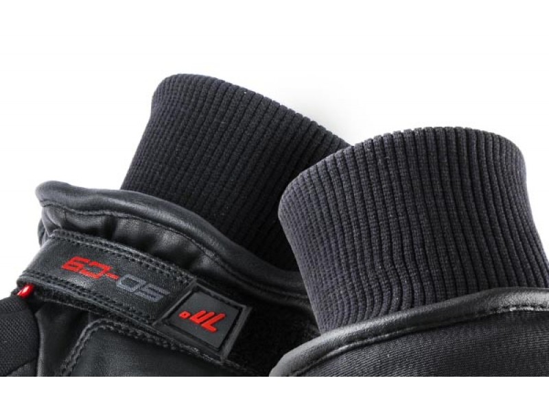 Geaca (jacheta) motociclete femei Racing/Roadster Ixon All season model Ilana LS culoare: negru/alb Geaca (jacheta) motociclete femei Racing/Roadster Ixon All season model Ilana LS culoare: negru/alb