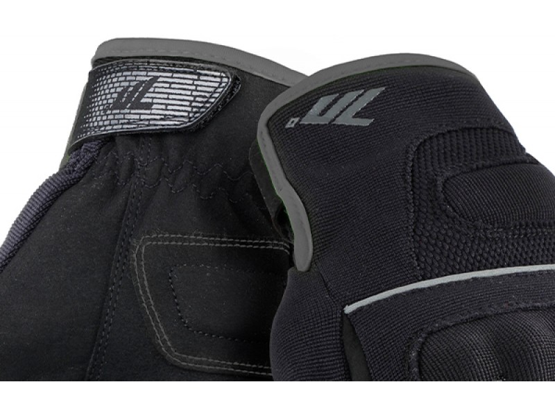 Geaca (jacheta) motociclete femei Racing/Roadster Ixon All season model Ilana LS culoare: negru/alb Geaca (jacheta) motociclete femei Racing/Roadster Ixon All season model Ilana LS culoare: negru/alb