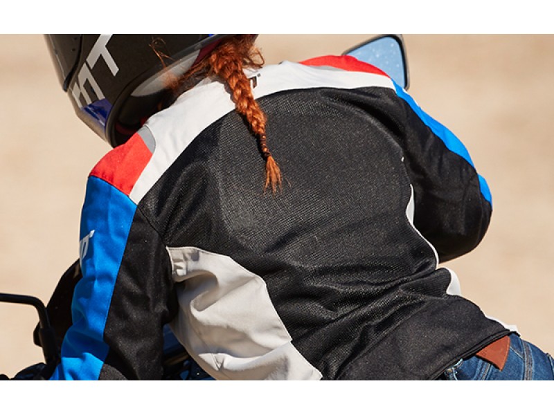 Geaca (jacheta) motociclete femei Racing/Roadster Ixon All season model Ilana LS culoare: negru/alb Geaca (jacheta) motociclete femei Racing/Roadster Ixon All season model Ilana LS culoare: negru/alb