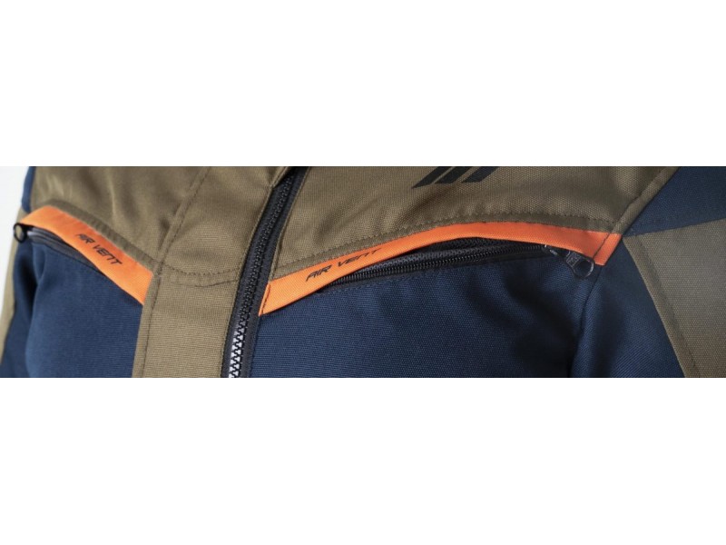 Geaca (jacheta) motociclete femei Racing/Roadster Ixon All season model Ilana LS culoare: negru/alb Geaca (jacheta) motociclete femei Racing/Roadster Ixon All season model Ilana LS culoare: negru/alb