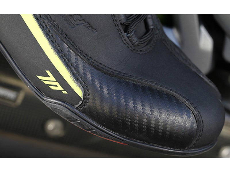 Geaca (jacheta) motociclete femei Racing/Roadster Ixon All season model Ilana LS culoare: negru/alb Geaca (jacheta) motociclete femei Racing/Roadster Ixon All season model Ilana LS culoare: negru/alb