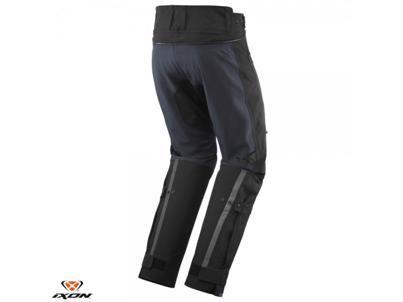 Pantaloni motociclete barbati Touring/Adventure Ixon All season model M-SKD MS culoare: navy (albastru) (pantaloni laminati; waterproof pe exterior) Pantaloni motociclete barbati Touring/Adventure Ixon All season model M-SKD MS culoare: navy (albastru) (pantaloni laminati; waterproof pe exterior)