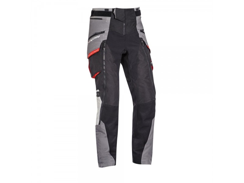 Pantaloni motociclete barbati Touring/Adventure Ixon All season model Ragnar MS culoare: negru/gri/rosu Pantaloni motociclete barbati Touring/Adventure Ixon All season model Ragnar MS culoare: negru/gri/rosu