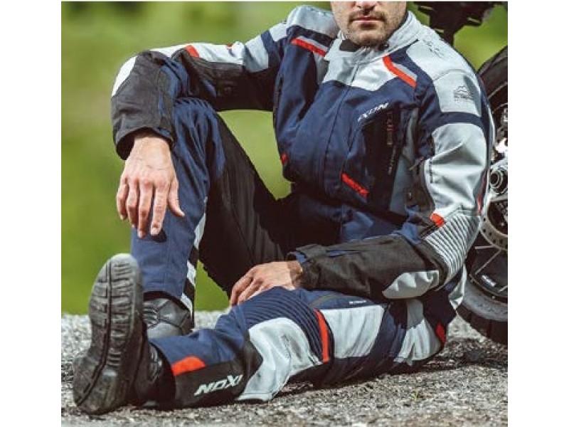 Pantaloni motociclete barbati Touring/Adventure Ixon All season model Midgard MS culoare: gri/navy/negru Pantaloni motociclete barbati Touring/Adventure Ixon All season model Midgard MS culoare: gri/navy/negru