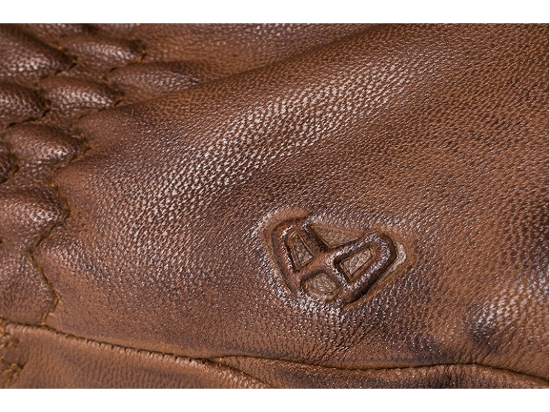 Manusi barbati Urban/heritage vara piele Ixon model RS Nizo LS culoare: camel (maro) - degete tactile Manusi barbati Urban/heritage vara piele Ixon model RS Nizo LS culoare: camel (maro) - degete tactile