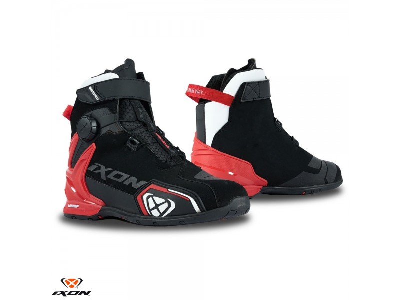 Ghete moto Roadster barbati All Season Ixon model Bull 2 WP MS culoare: negru/alb/rosu (100% waterproof) Ghete moto Roadster barbati All Season Ixon model Bull 2 WP MS culoare: negru/alb/rosu (100% waterproof)