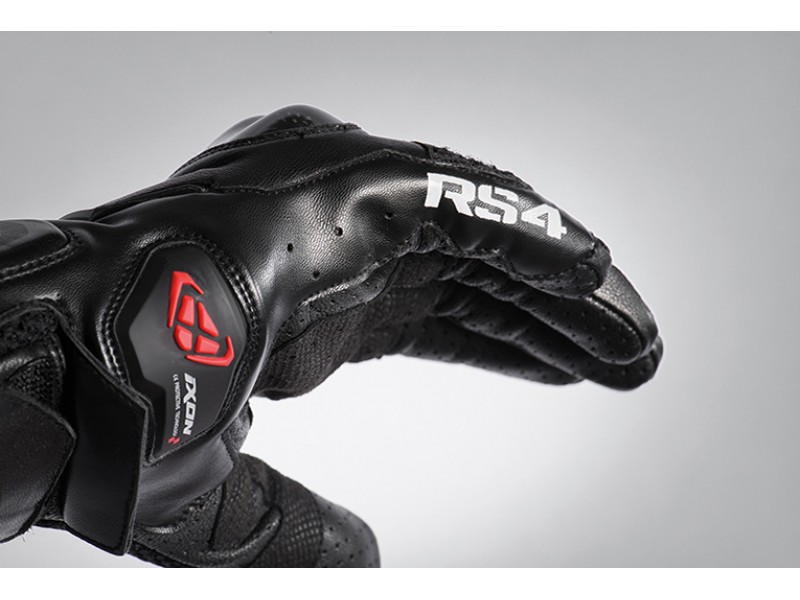 Manusi barbati Roadster vara piele/textil Ixon model RS4 AIR MS culoare: negru - degete tactile (carbon) Manusi barbati Roadster vara piele/textil Ixon model RS4 AIR MS culoare: negru - degete tactile (carbon)