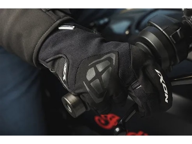 Manusi barbati Roadster vara textil/piele Ixon model MIG MS culoare: negru/alb - degete tactile Manusi barbati Roadster vara textil/piele Ixon model MIG MS culoare: negru/alb - degete tactile