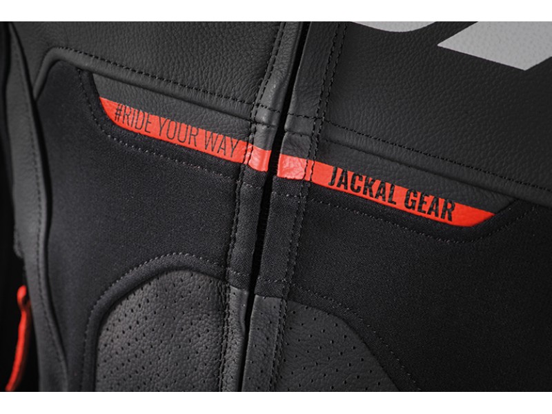Geaca (jacheta) motociclete barbati piele Racing Ixon vara model Jackal JKT MS culoare: negru/alb/rosu