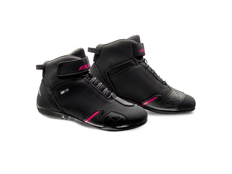 Ghete moto Roadster femei All Season Ixon model Gambler LS culoare: negru/fuchsia (roz)