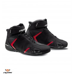 Ghete moto Roadster barbati All Season Ixon model Gambler MS culoare: negru/rosu Ghete moto Roadster barbati All Season Ixon model Gambler MS culoare: negru/rosu
