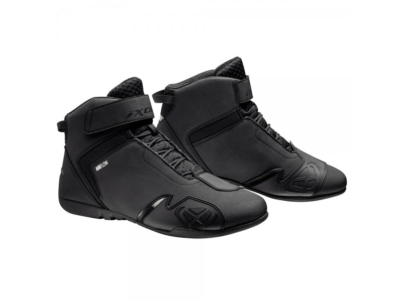 Ghete moto Roadster barbati All Season Ixon model Gambler MS culoare: negru