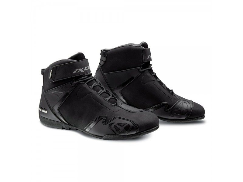 Ghete moto Roadster barbati All Season Ixon model Gambler WP MS culoare: negru (100% waterproof)