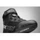 Ghete moto Roadster barbati all season Ixon model Ranker MS culoare: negru/alb