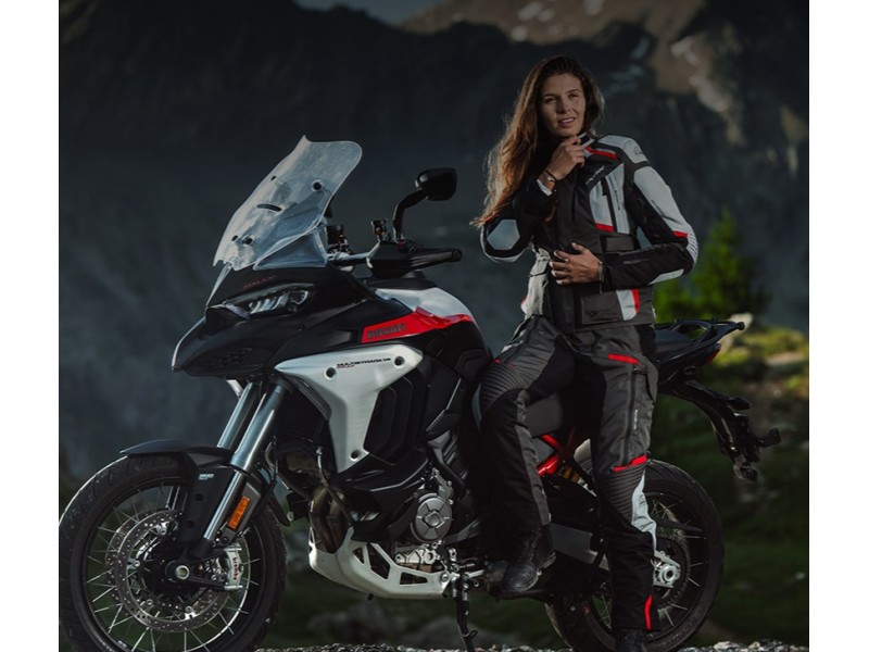 Geaca (jacheta) motociclete femei Touring/Adventure Ixon All season model Midgard MS culoare: gri/negru/rosu Geaca (jacheta) motociclete femei Touring/Adventure Ixon All season model Midgard MS culoare: gri/negru/rosu