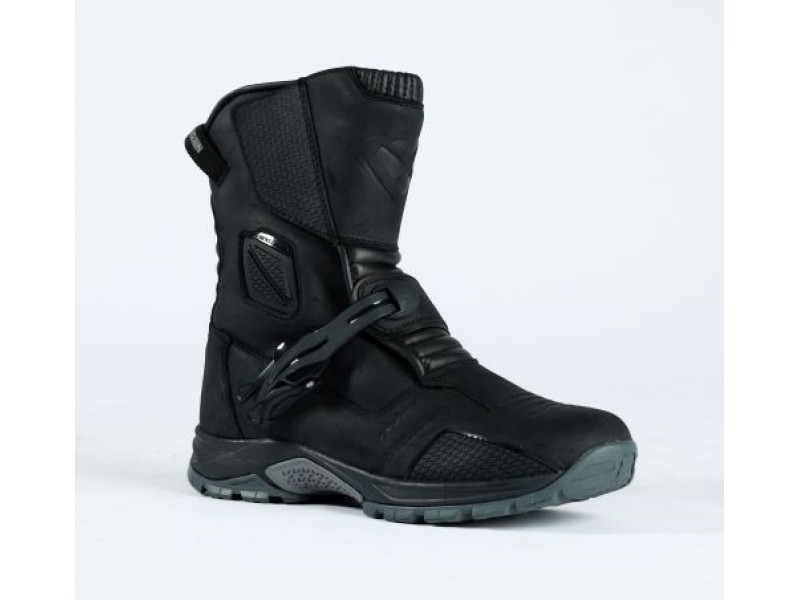 Ghete (cizme) moto Touring/Adventure barbati All Season Ixon model Klay WP MS culoare: negru (100% waterproof)