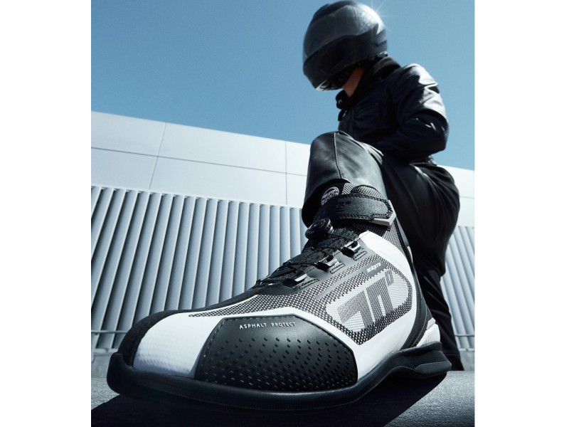 Ghete (cizme) moto Racing Unisex Seventy model SD-BR3 Veloce Pro culoare: negru/alb