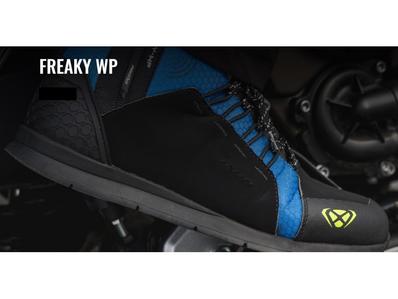 Ghete moto Urban barbati All Season Ixon model Freaky WP MS culoare: negru/albastru/galben (100% waterproof)