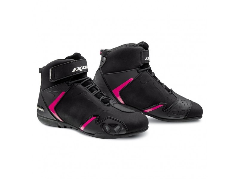 Ghete moto Roadster femei All Season Ixon model Gambler WP LS culoare: negru/fuchsia (roz) (100% waterproof)