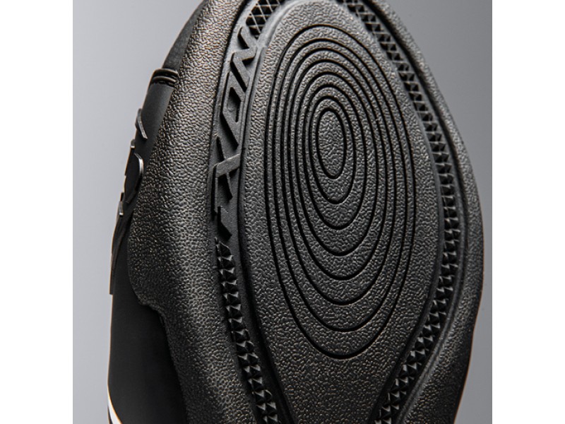 Ghete moto Roadster femei All Season Ixon model Gambler WP LS culoare: negru (100% waterproof)