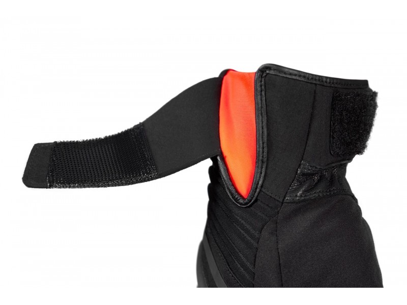 Manusi barbati Touring/Adventure iarna Seventy model SD-T13 Aspen Light negru/rosu - WinterTex Manusi barbati Touring/Adventure iarna Seventy model SD-T13 Aspen Light negru/rosu - WinterTex