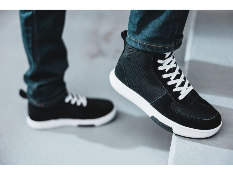 Ghete moto Urban femei vara Ixon model Ghost Air LS culoare: negru/alb