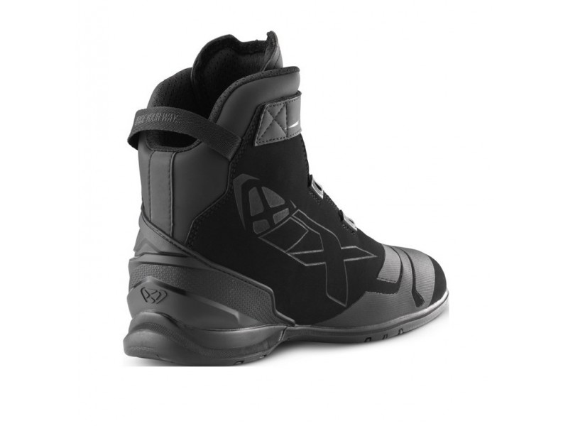 Ghete moto Roadster barbati All Season Ixon model Bull 2 WP ULTRA MS culoare: negru/antracit (100% waterproof)