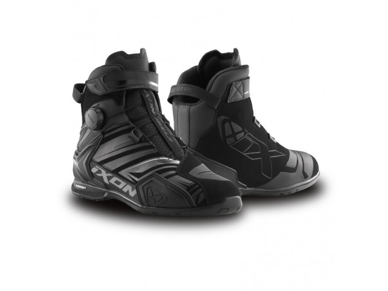 Ghete moto Roadster barbati All Season Ixon model Bull 2 WP ULTRA MS culoare: negru/antracit (100% waterproof)