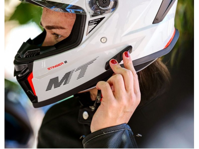 Sistem comunicare moto complet Bluetooth INTERCOM SENA model SENA 3S-Plus B – kit 1 bucata (pentru 1 utilizator)
