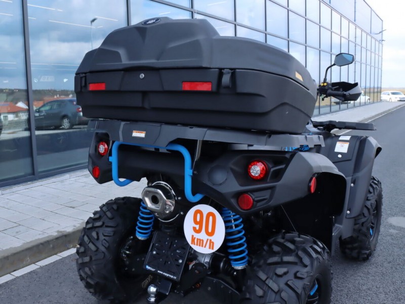 Cutie ATV spate, cu spatar si manere pasager, Shark L7500 75 litri 106x61x43 cm Cutie ATV spate, cu spatar si manere pasager, Shark L7500 75 litri 106x61x43 cm
