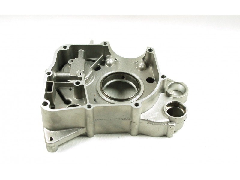 Right engine crankcase for B-Max scooter