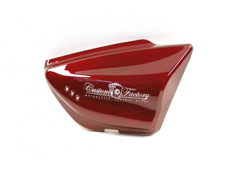 right side cover, red for motorcycle Classic 125