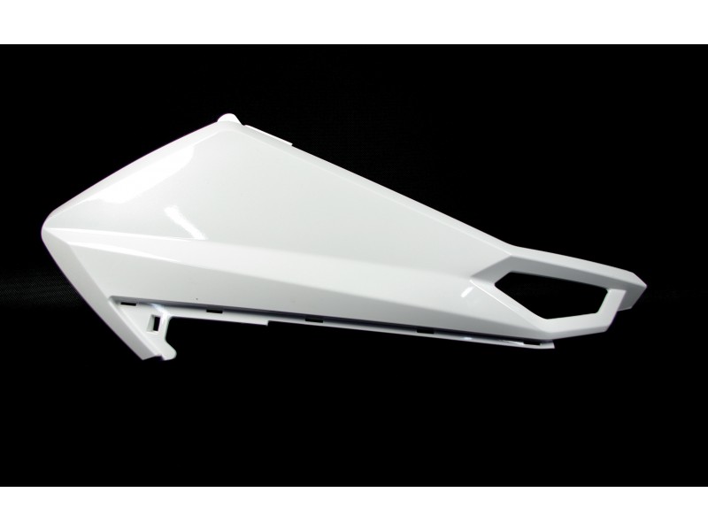 Right headlamp cover, white for B-Max scooter