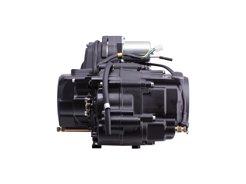 Liquid cooled 130cc engine with radiator