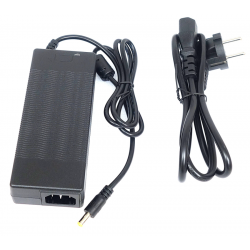 Ładowarka 42V/2A (E-mini 1.0, 2.0, E-city 26 /28 2024 i 2025, E-smart 2025) (36V) Ładowarka 42V/2A (E-mini 1.0, 2.0, E-city 26 /28 2024 i 2025, E-smart 2025) (36V)