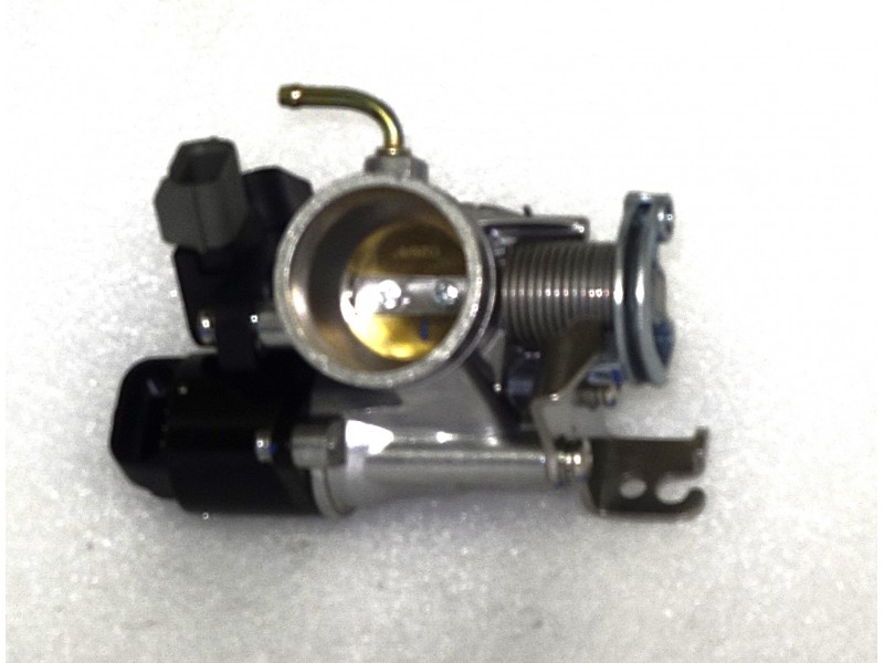 Throttle Naked 125