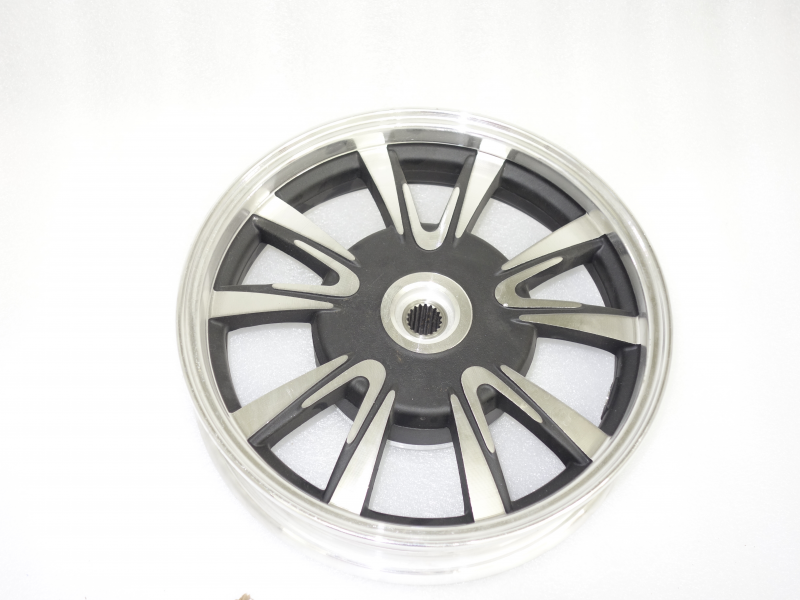 Front rim Quatro