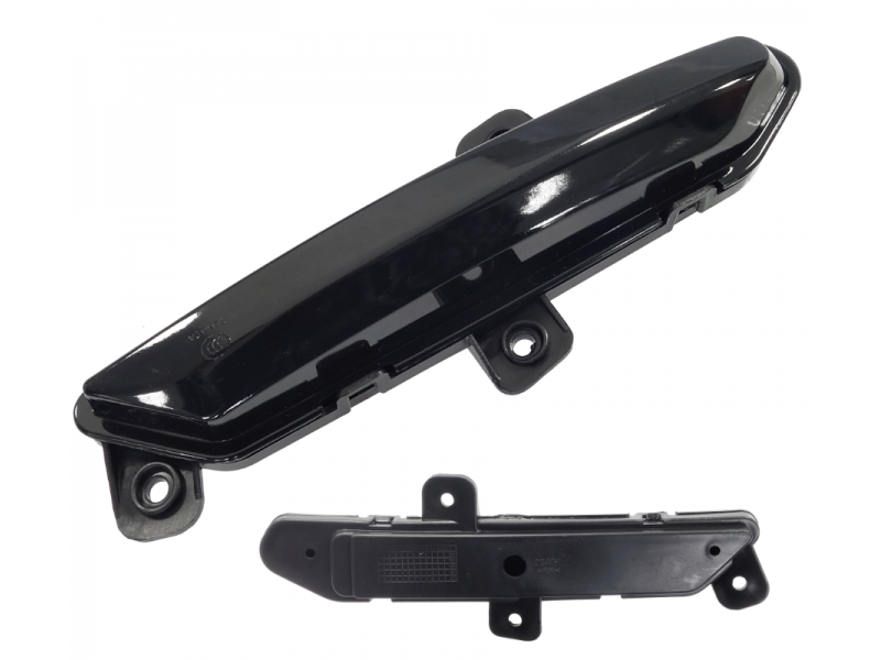 Left decorative lamp of fuel tank Street-R 125 Left decorative lamp of fuel tank Street-R 125