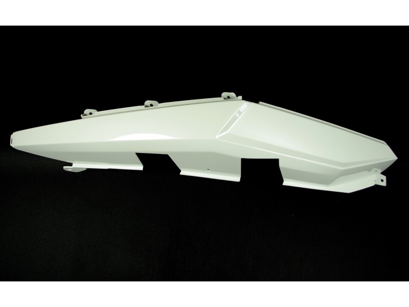 Rear right cover, white for B-Max scooter Rear right cover, white for B-Max scooter