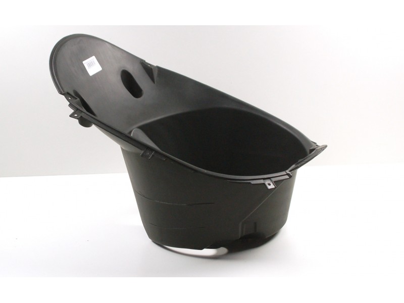 Frame fender cover for RS scooter